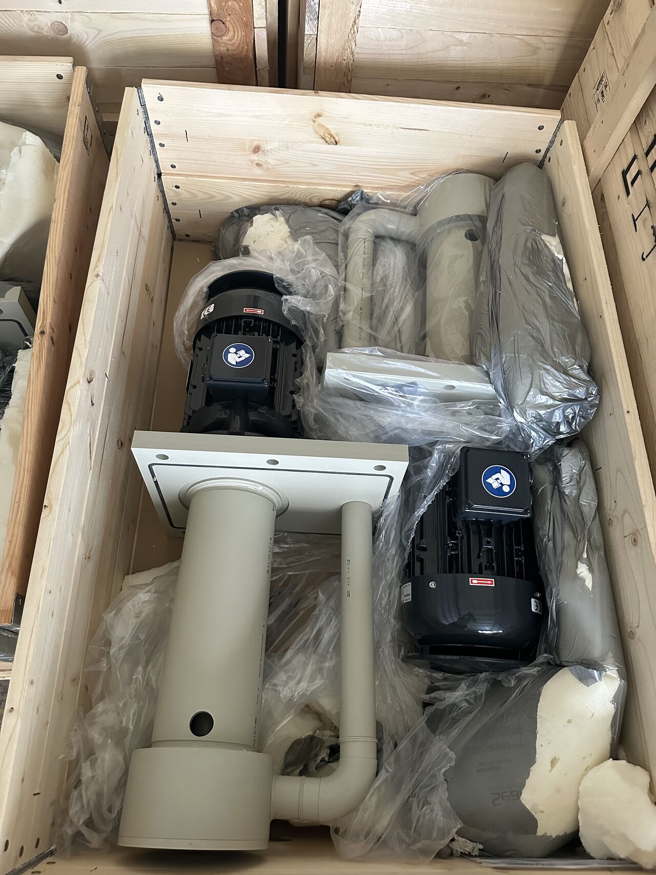 Stübbe ETLB Serisi Dik Milli Asit Pompaları ile Güvenli ve Dayanıklı Kimyasal Transfer